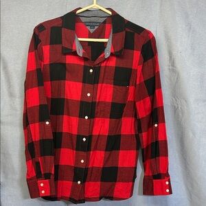 Tommy Hilfiger plaid casual button down shirt for womens